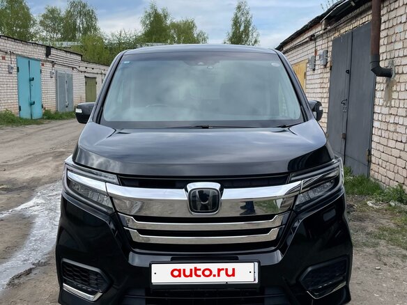 2020 Honda Stepwgn Spada V Рестайлинг, чёрный - вид 2