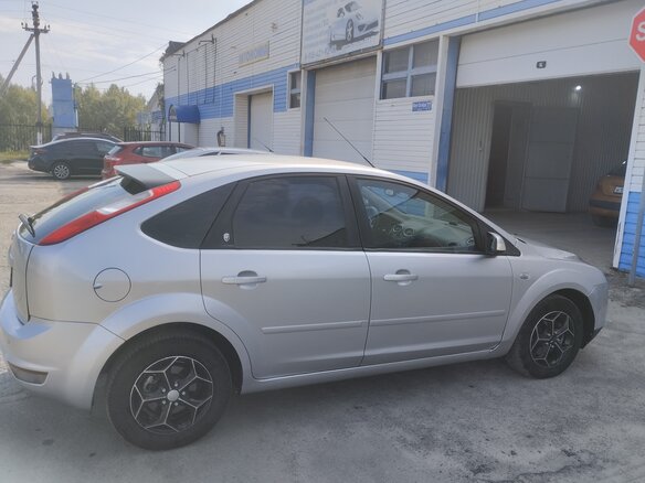 2006 Ford Focus II, серебристый, 438000 рублей - вид 1