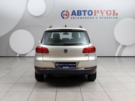 2013 Volkswagen Tiguan I Рестайлинг, серебристый, 854000 рублей, вид 4