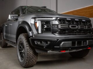 2026 Ford F-150 Raptor SuperCrew Raptor XIV Рестайлинг, серый, 13448000 рублей, вид 2