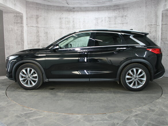 2021 Infiniti QX50 II, чёрный, 2746000 рублей - вид 4