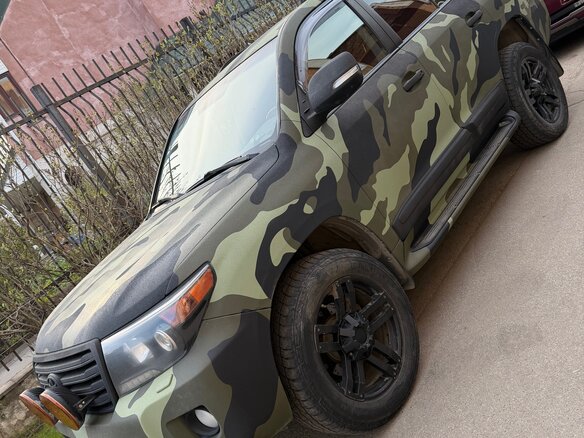 2015 Toyota Land Cruiser 200 Series Рестайлинг 1, зелёный, 4299000 рублей - вид 4