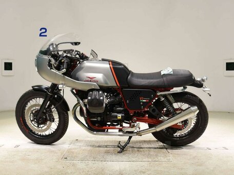 2016 Moto Guzzi V 7, серый, 850000 рублей, вид 4