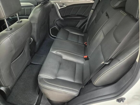 2019 Geely Emgrand X7 I Рестайлинг 2, белый - вид 18