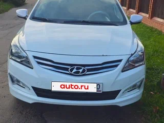 2015 Hyundai Solaris I Рестайлинг, белый, 720000 рублей, вид 3