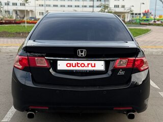 2011 Honda Accord VIII Рестайлинг, чёрный, 1000000 рублей, вид 3