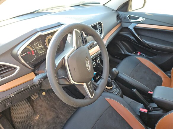 2023 Lada (ВАЗ) Vesta SW Cross I Рестайлинг (NG), белый, 1380000 рублей - вид 12
