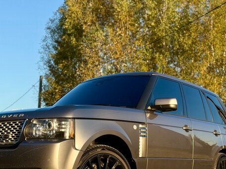 2010 Land Rover Range Rover III Рестайлинг 2, серый, 1800000 рублей, вид 1