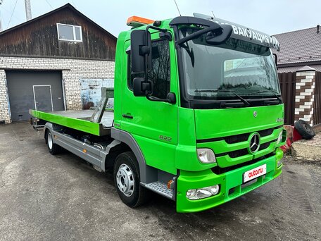 2011 Mercedes-Benz Atego, зелёный, 6500000 рублей, вид 3