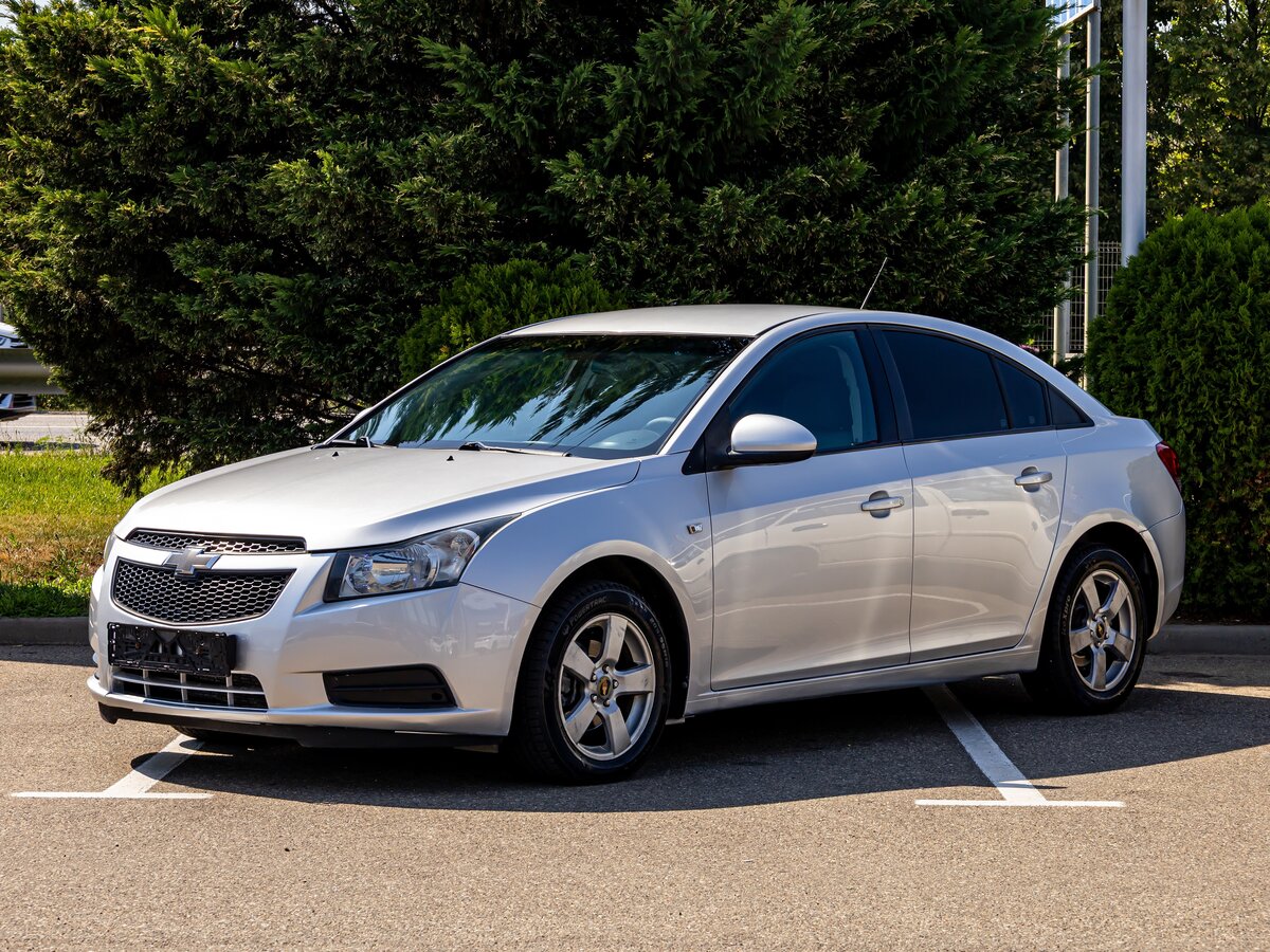 Открыть фотографии: Chevrolet Cruze I