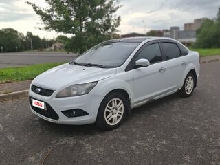 2010 Ford Focus II Рестайлинг, белый, 430000 рублей, вид 2