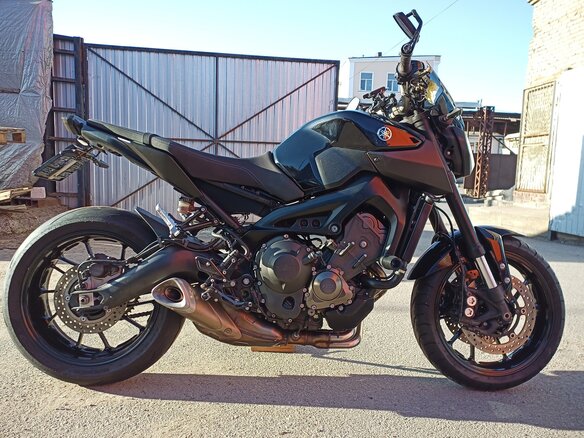 2014 Yamaha MT-09 (FZ-09), чёрный, 600000 рублей - вид 3