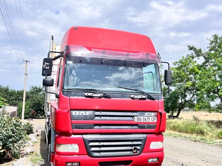2005 DAF CF 85, красный, 3100000 рублей, вид 1