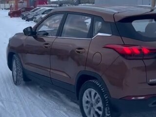 2024 BAIC X35, коричневый, 2000000 рублей, вид 2