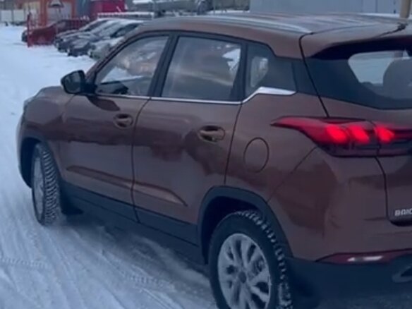 2024 BAIC X35, коричневый, 2000000 рублей - вид 1