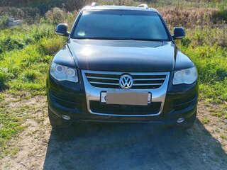 2008 Volkswagen Touareg I Рестайлинг, чёрный, 830000 рублей, вид 3