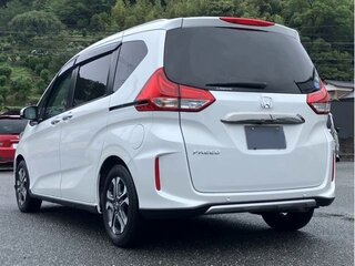 2023 Honda Freed II Рестайлинг, белый, 1340000 рублей, вид 3