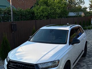 2017 Audi Q7 II (4M), белый, 4570000 рублей, вид 3