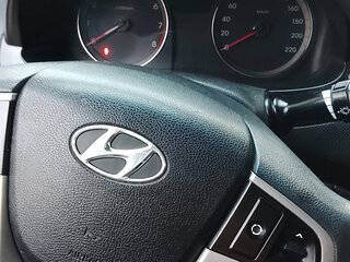 2016 Hyundai Solaris I Рестайлинг, белый, 680000 рублей, вид 5