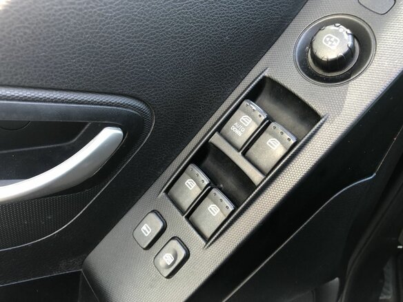 2012 SsangYong Actyon II, серый - вид 12