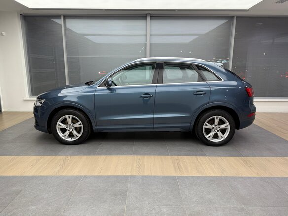 2016 Audi Q3 I (8U) Рестайлинг, синий, 2090000 рублей - вид 6