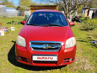 2008 Chevrolet Aveo I Рестайлинг, красный, 260000 рублей, вид 1
