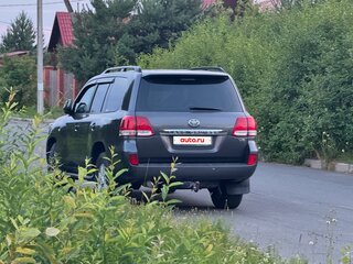 2008 Toyota Land Cruiser 200 Series, серый, 2700000 рублей, вид 2