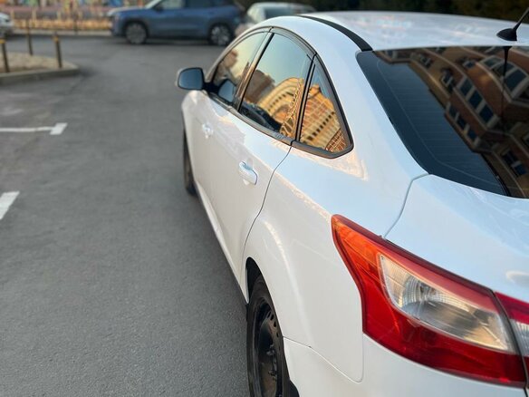 2011 Ford Focus III, белый, 580000 рублей - вид 18