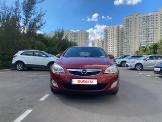 2011 Opel Astra J, красный, 650000 рублей, вид 2