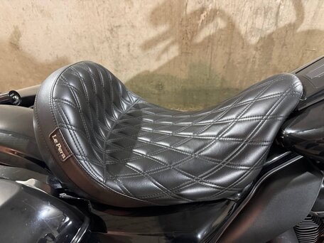2023 Harley-Davidson Road King, чёрный, 2300000 рублей, вид 4