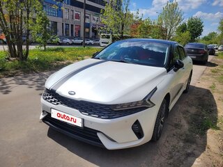 2020 Kia K5 III, белый, 1500000 рублей, вид 2