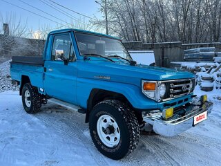 1996 Toyota Land Cruiser 70 Series, зелёный, 2900000 рублей, вид 3