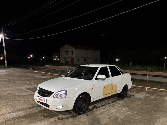 2011 Lada (ВАЗ) Priora I, белый, 250000 рублей