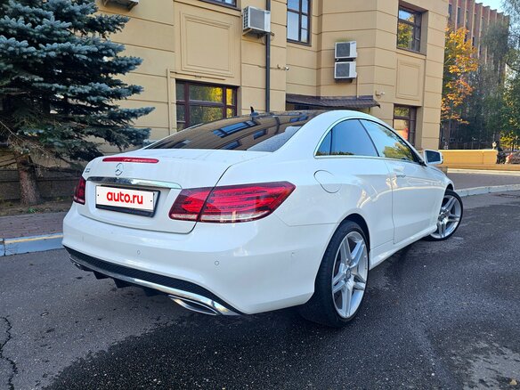 2015 Mercedes-Benz E-Класс 200 IV (W212, S212, C207) Рестайлинг, белый, 2000000 рублей - вид 9