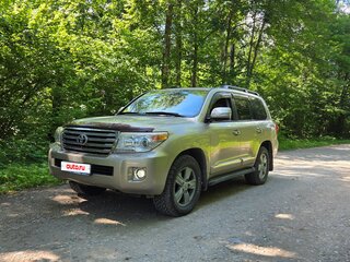 2012 Toyota Land Cruiser 200 Series Рестайлинг 1, золотистый, 3800000 рублей, вид 1