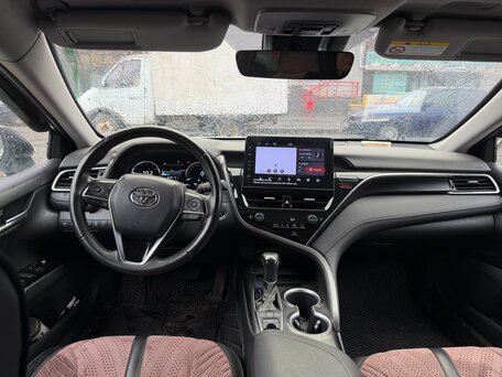 2023 Toyota Camry US Market VIII (XV70) Рестайлинг, белый, 3849999 рублей, вид 4