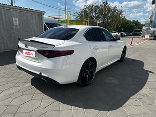 2019 Alfa Romeo Giulia II (952), белый, 2150000 рублей, вид 5