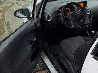 2010 Opel Corsa D Рестайлинг I, белый, 470000 рублей, вид 5
