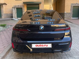 2023 BMW 7 серии 740d xDrive VII (G70), чёрный, 10000000 рублей, вид 4