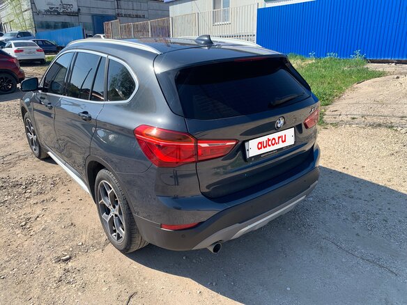 2017 BMW X1 18d xDrive II (F48), серый - вид 4