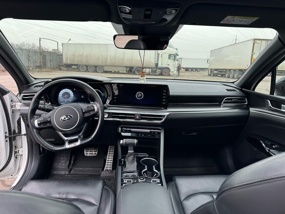 2021 Kia K5 III, серый, 2780000 рублей - вид 5
