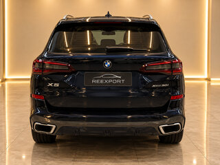2022 BMW X5 30i IV (G05/G18), чёрный, 6419000 рублей, вид 4