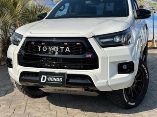 2022 Toyota Hilux VIII Рестайлинг 2, белый, 3880000 рублей, вид 3