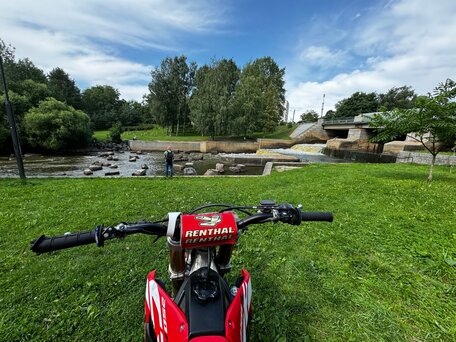2018 Honda CRF 250R, красный, 600000 рублей, вид 3