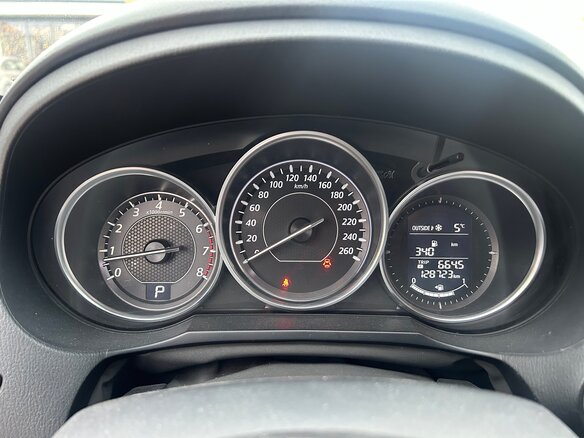 2013 Mazda 6 III (GJ), красный, 1300000 рублей - вид 17