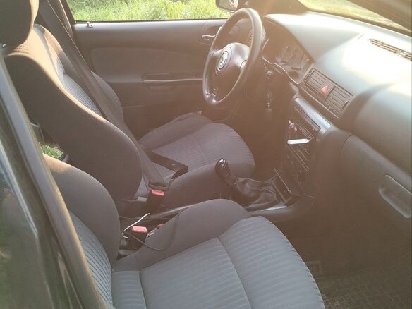 2008 Skoda Octavia I (A4) Рестайлинг, чёрный, 430000 рублей - вид 7