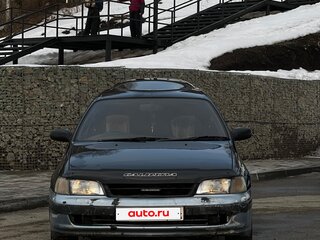 1995 Toyota Caldina I, зелёный, 290000 рублей, вид 2
