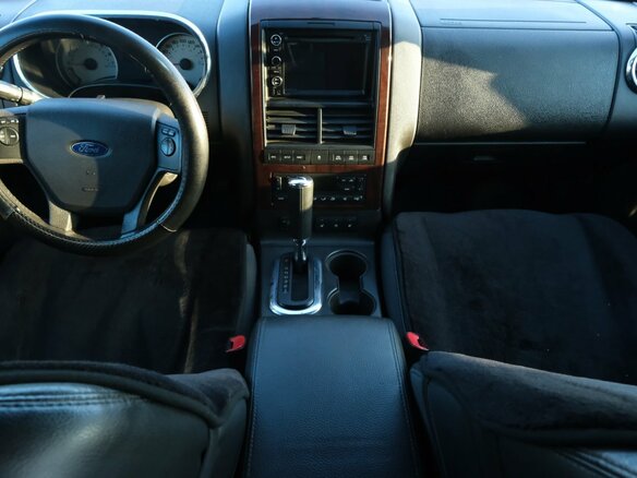 2008 Ford Explorer IV, чёрный - вид 12
