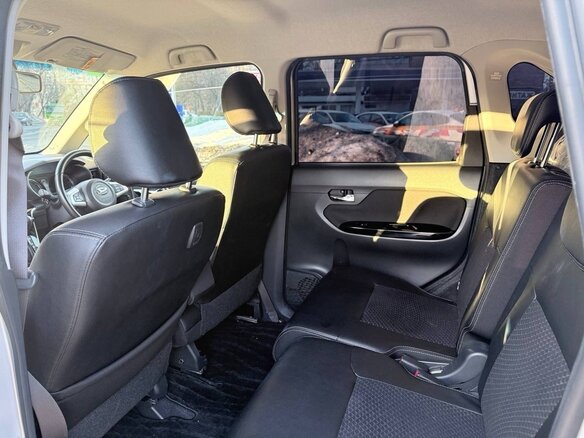2017 Daihatsu Move VI Рестайлинг, серебристый, 965000 рублей - вид 11