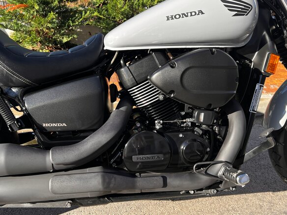 2024 Honda Shadow 750, серый, 1300000 рублей - вид 17